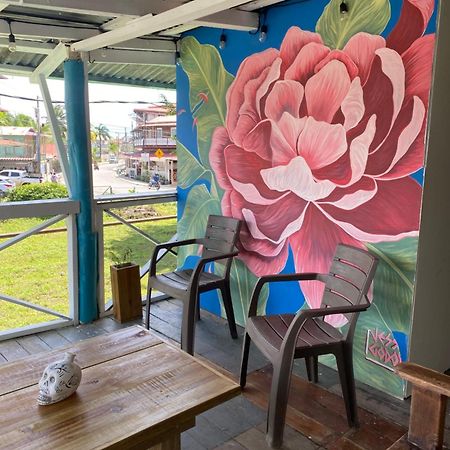 The Bocas Corner Hostel Bocas Town Exterior photo